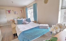 1 Bed- Flat In Kings Cross